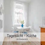 Benville - Fuer Kurztrip & Business - Waschmaschine - Wlan - Mikrowelle & Nespresso - Supermarkt 3min - Porzellanmanufaktur 10min * Meißen