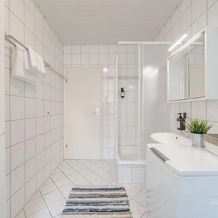 Apartment Benville - Wlan - Smart-tv - Free Parking Meißen