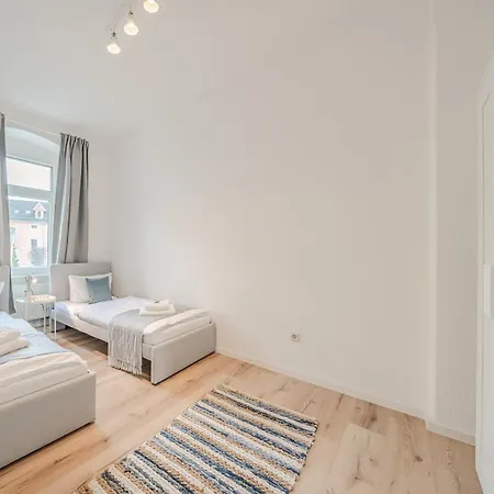 Appartement Benville Bv05 - Fuer Kurztrip & Business - Stellbare Einzelbetten - Waschmaschine - Wlan - Mikrowelle & Nespresso - Bahnhof 2min - Supermarkt 3min - Porzellanmanufaktur 10min