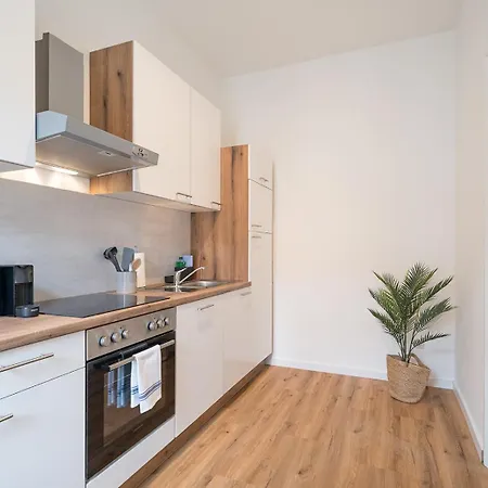 Benville Bv05 - Fuer Kurztrip & Business - Stellbare Einzelbetten - Waschmaschine - Wlan - Mikrowelle & Nespresso - Bahnhof 2min - Supermarkt 3min - Porzellanmanufaktur 10min